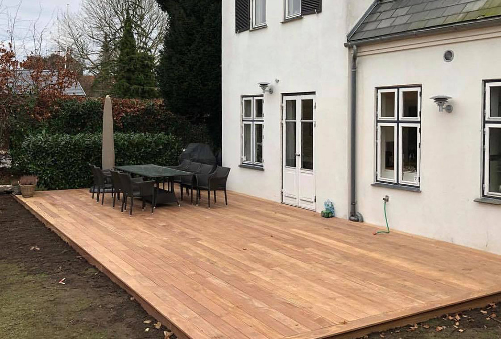 Anlæg af ny træterrasse