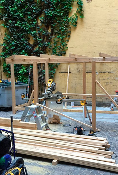 Udendørs tømrerarbejde